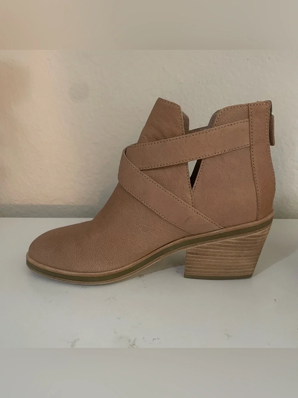 Eileen Fisher Derby Leather Ankle Booties Size 10